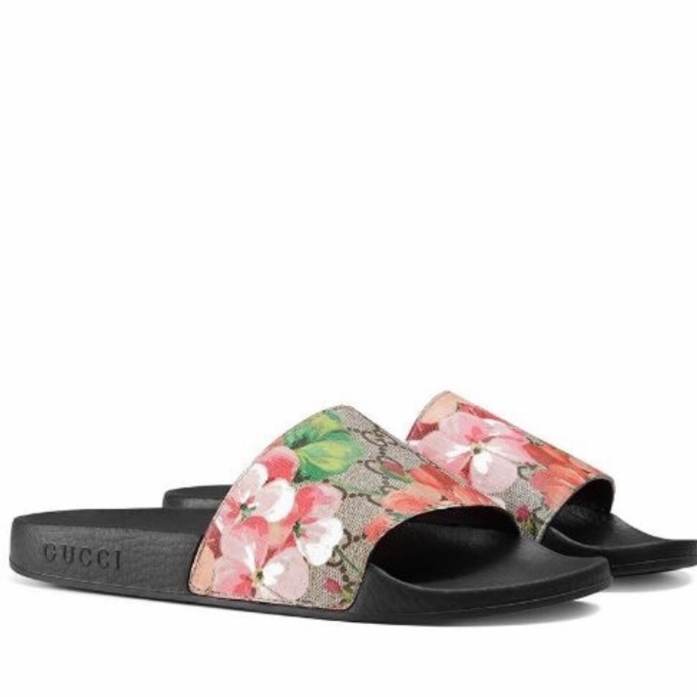 SOLD OUT! ***Gucci Flora Bloom Supreme Slides